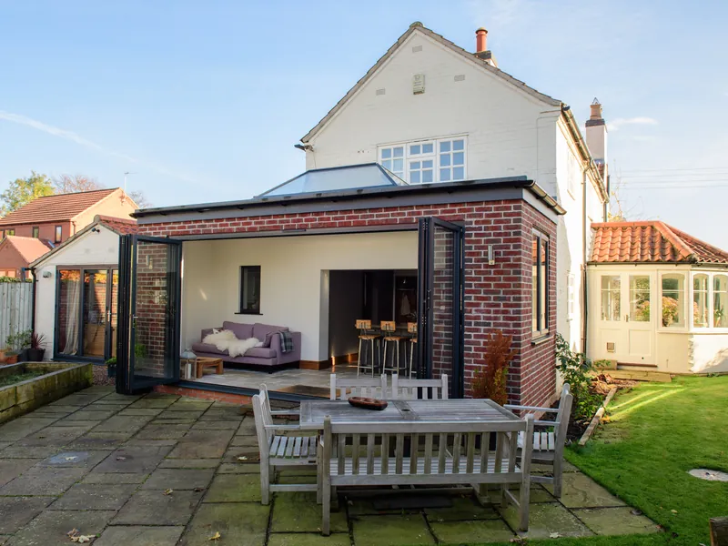 Bifold Colindale