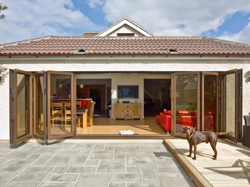 Bifold Colindale