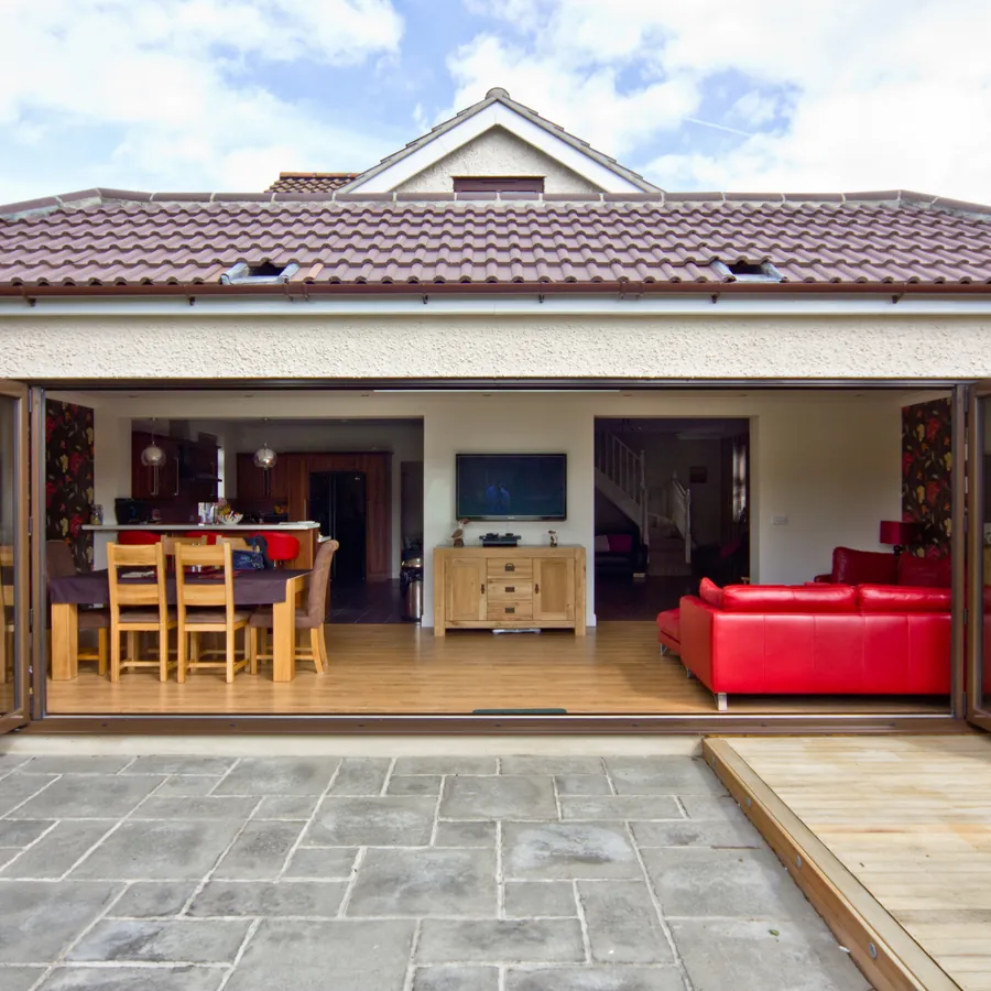 Bifold Colindale