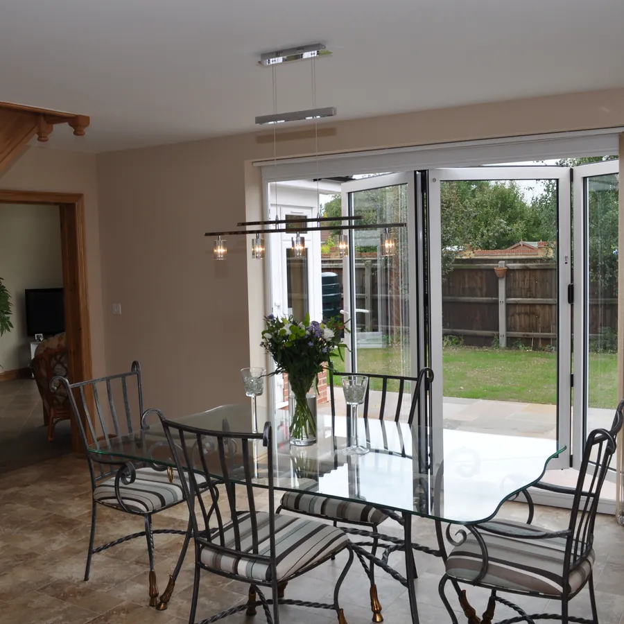 Bifold Colindale